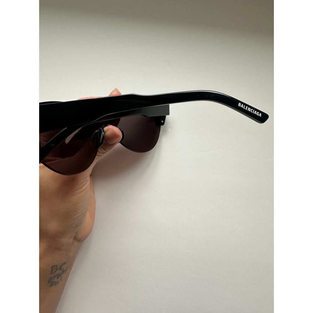 Balenciaga BB0004S Ski Cat-Eye Shield Sunglasses - Picture 4 of 15